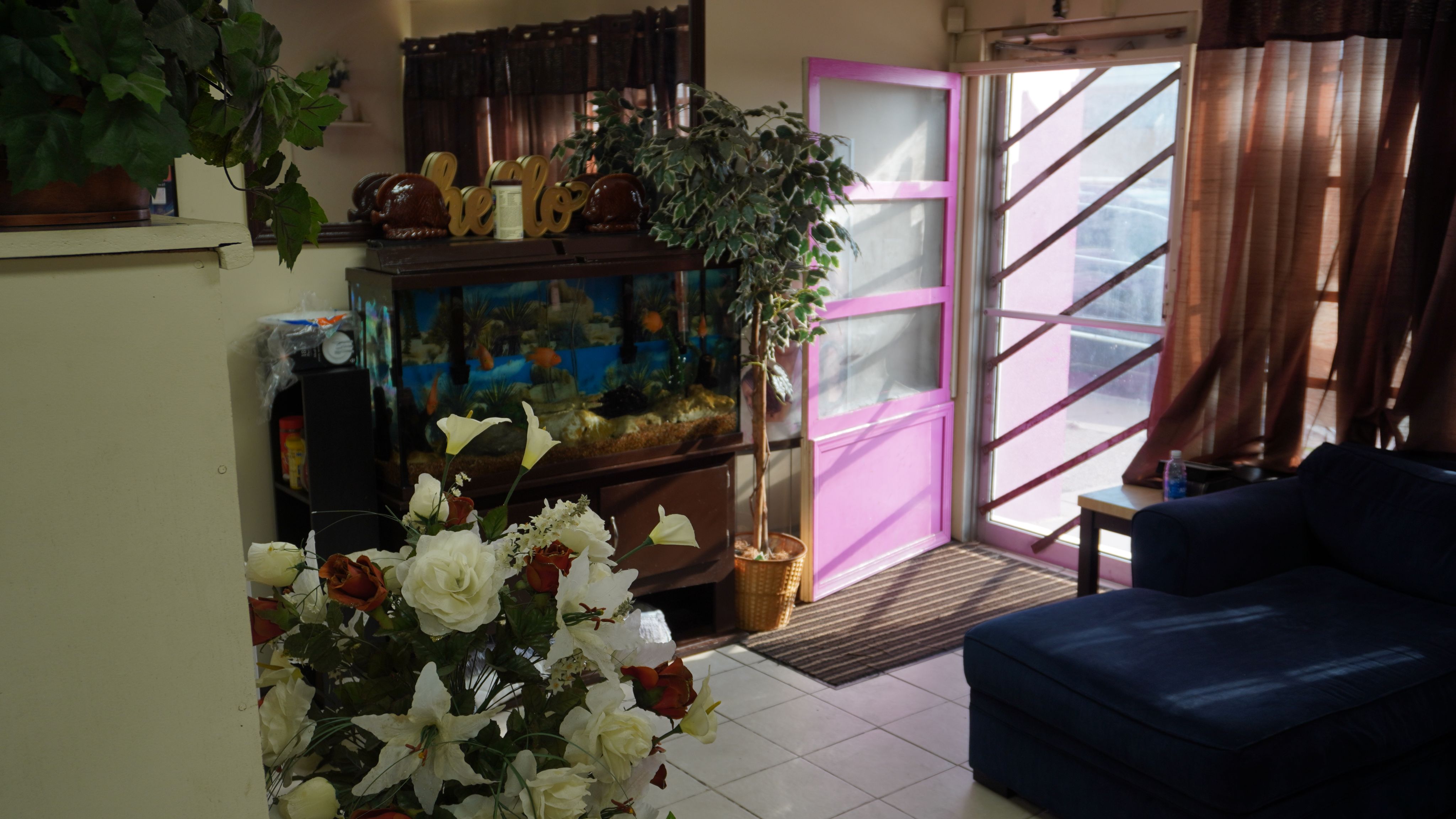 Entrance of Pikine African Hair Braiding